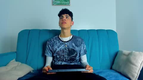  NeoRaptis  jhonatan  online show from 02/19/25, 08:52