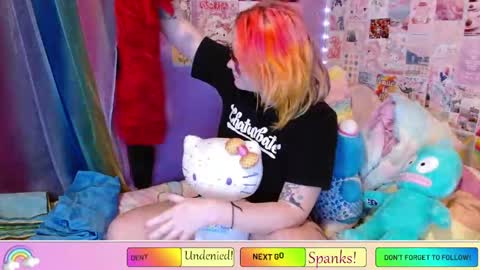 Snapshot of nerdgibbler chatting on 06/08/26, 03:45 NerdGibbler online show from 06/08/26, 03:45