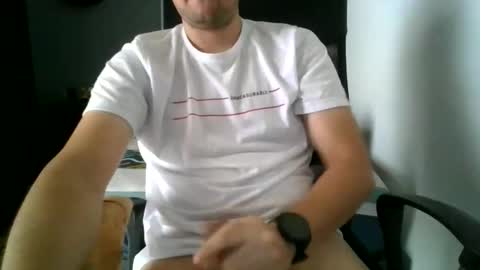 MrBull online show from 06/06/26, 04:44