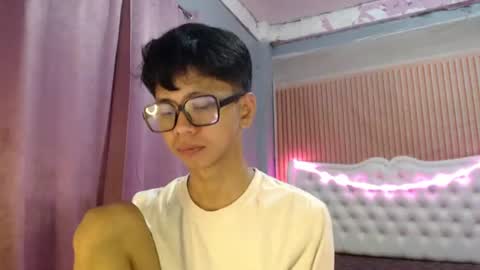 Ethan online show from 07/18/26, 10:13