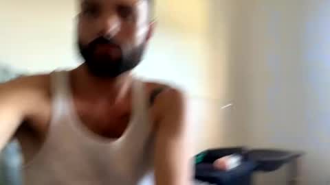 nutsteraj online show from 12/22/25, 04:37