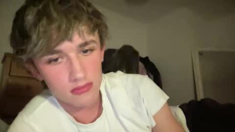 Snapshot of nerdytwink18 chatting on 02/12/26, 10:05 nerdytwink18 online show from 02/12/26, 10:05