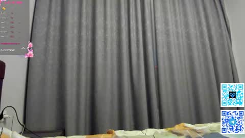 Snapshot of nerenuu_ chatting on 06/10/26, 11:24 Nessa online show from 06/10/26, 11:24