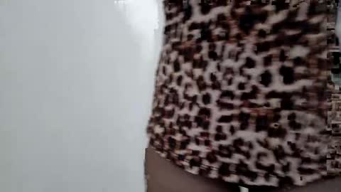 Snapshot of nerii11i chatting on 05/04/26, 07:48 Crystal New online show from 05/04/26, 07:48