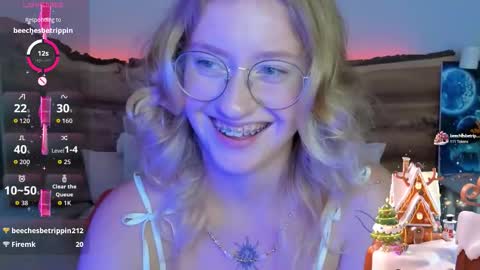 Snapshot of nerissa_xo chatting on 09/19/25, 08:20 Nerissa online show from 09/19/25, 08:20