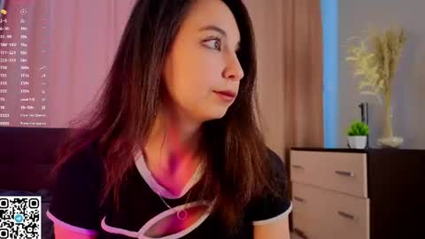 Emily online show from 06/19/26, 03:05