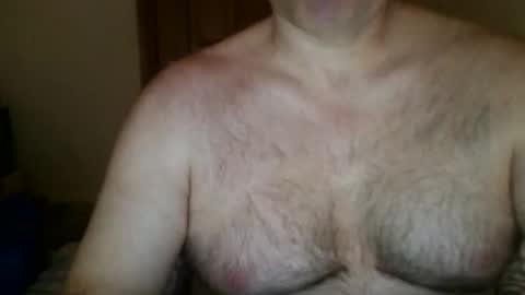 Snapshot of neroman37 chatting on 10/28/25, 10:56 neroman37 online show from 10/28/25, 10:56