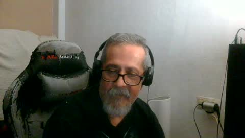 Snapshot of neron401 chatting on 07/02/26, 01:05 neron401 online show from 07/02/26, 01:05