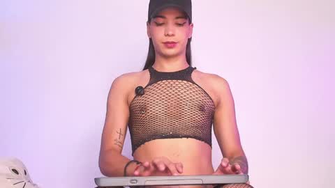 Snapshot of nesferet_sanz chatting on 05/01/26, 09:41 Aleja online show from 05/01/26, 09:41