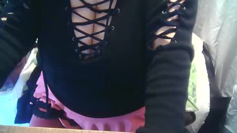 neslihan online show from 02/02/25, 10:28