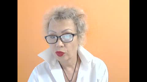 NessyJenixs online show from 10/09/25, 02:15