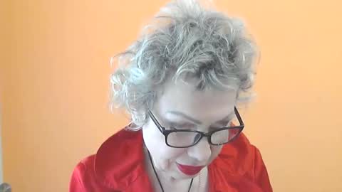 NessyJenixs online show from 04/29/26, 07:34