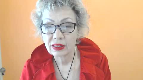 NessyJenixs online show from 05/04/26, 06:42