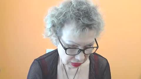 NessyJenixs online show from 05/10/26, 07:35