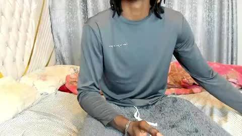 netfux_and_chill online show from 04/21/26, 10:21