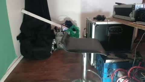 Snapshot of netgear70 chatting on 02/09/25, 01:00 netgear70 online show from 02/09/25, 01:00