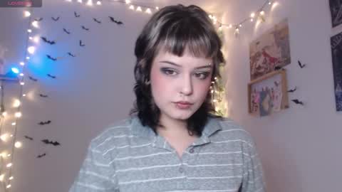 Mar online show from 11/05/25, 06:02