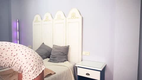 new dee online show from 03/06/25, 09:25