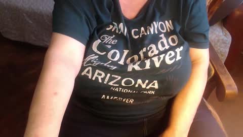 Lilly  online show from 10/11/25, 03:10