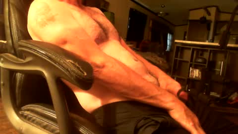 Snapshot of newandexcited_2022 chatting on 07/01/26, 12:18 newandexcited online show from 07/01/26, 12:18