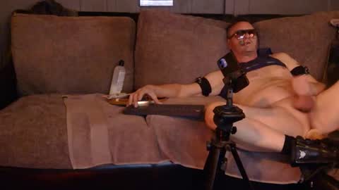 newfun11 online show from 03/25/26, 08:37