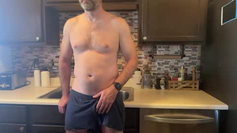 newguy_097 online show from 10/20/25, 07:47