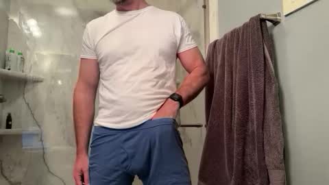 newguy_097 online show from 02/14/26, 02:14