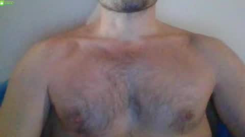 Snapshot of newtyguy90 chatting on 02/04/26, 07:58 newtyguy90 online show from 02/04/26, 07:58