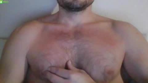Snapshot of newtyguy90 chatting on 02/28/26, 06:47 newtyguy90 online show from 02/28/26, 06:47