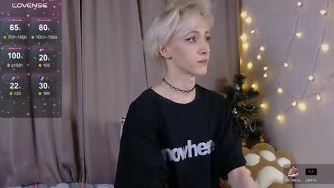 Snapshot of nextvibe1 chatting on 12/19/25, 08:05 NextVibe1 online show from 12/19/25, 08:05