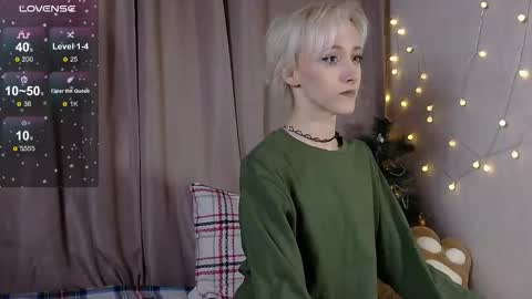 Snapshot of nextvibe1 chatting on 12/22/25, 06:38 NextVibe1 online show from 12/22/25, 06:38