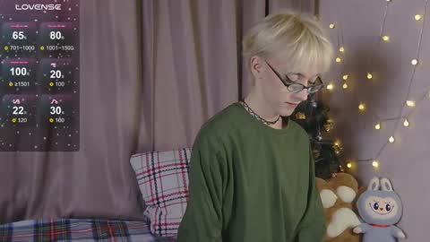 Snapshot of nextvibe1 chatting on 01/13/26, 04:45 NextVibe1 online show from 01/13/26, 04:45