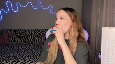 Mina online show from 01/28/25, 03:35