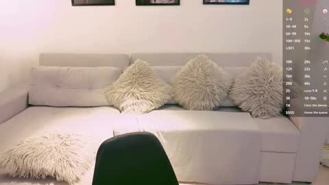 Snapshot of neythan__blaze chatting on 10/29/25, 10:55 online show from 10/29/25, 10:55