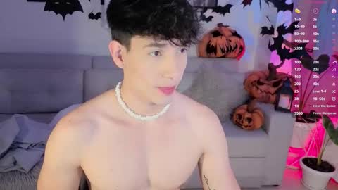 Snapshot of neythan__blaze chatting on 11/01/25, 11:40 online show from 11/01/25, 11:40