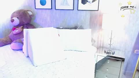 Snapshot of neytiri_moon chatting on 05/06/26, 12:10 Sandra online show from 05/06/26, 12:10
