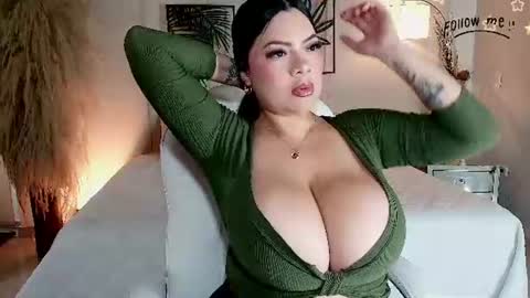 Snapshot of neytiri_moon chatting on 07/16/26, 12:00 Sandra online show from 07/16/26, 12:00