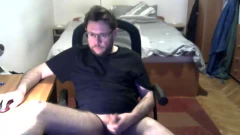 nezoss online show from 02/09/26, 01:04