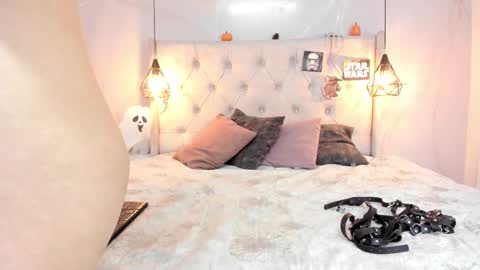 Milena online show from 11/08/25, 01:33