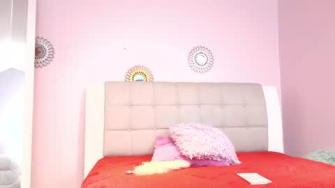 Snapshot of nezzukoo chatting on 07/02/26, 11:00 nezzukoo online show from 07/02/26, 11:00