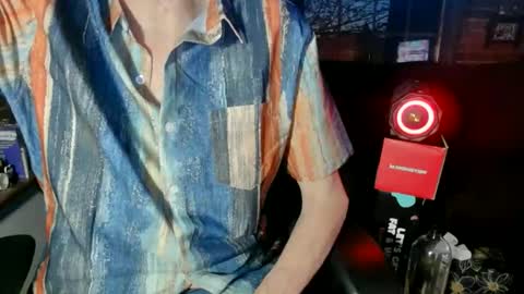 Snapshot of nfgwholoves2cum chatting on 04/27/26, 12:19 NFG Nice Friendly Guy Dick online show from 04/27/26, 12:19