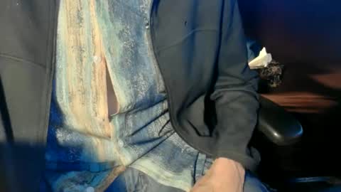 Snapshot of nfgwholoves2cum chatting on 04/30/26, 02:07 NFG Nice Friendly Guy Dick online show from 04/30/26, 02:07