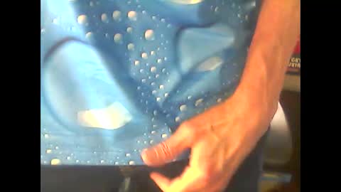 Snapshot of nfgwholoves2cum chatting on 05/04/26, 09:33 NFG Nice Friendly Guy Dick online show from 05/04/26, 09:33