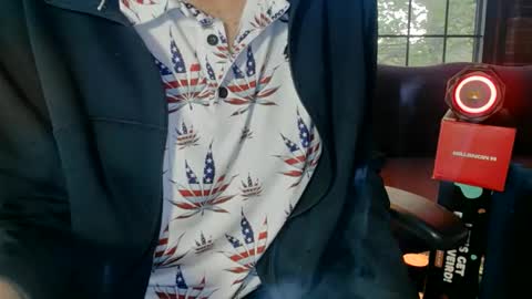 Snapshot of nfgwholoves2cum chatting on 05/08/26, 11:43 NFG Nice Friendly Guy Dick online show from 05/08/26, 11:43