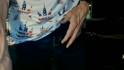 Snapshot of nfgwholoves2cum chatting on 07/04/26, 11:00 NFG Nice Friendly Guy Dick online show from 07/04/26, 11:00