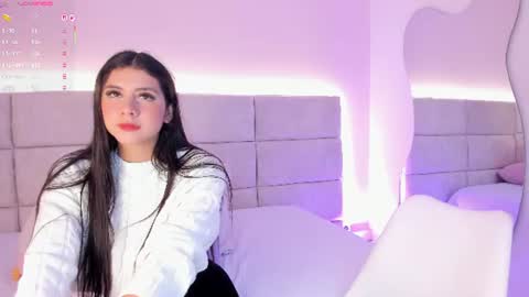 Snapshot of nia20_ chatting on 06/10/26, 12:59 Nia online show from 06/10/26, 12:59
