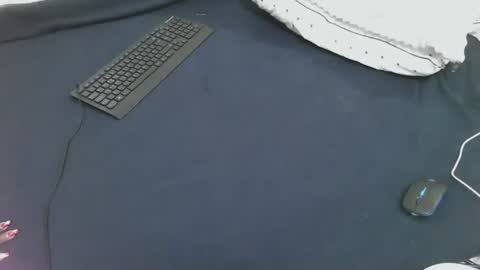 nia_0 online show from 03/11/26, 07:58