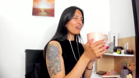 laura  online show from 01/15/26, 11:19