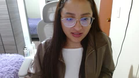 Dani online show from 02/05/26, 05:23