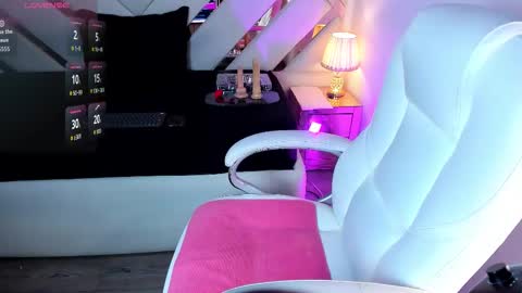 Nia online show from 02/26/26, 04:22